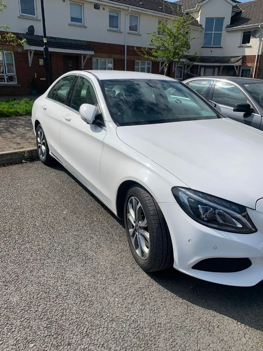 Mercedes-Benz C-Class 2017 - Image 2