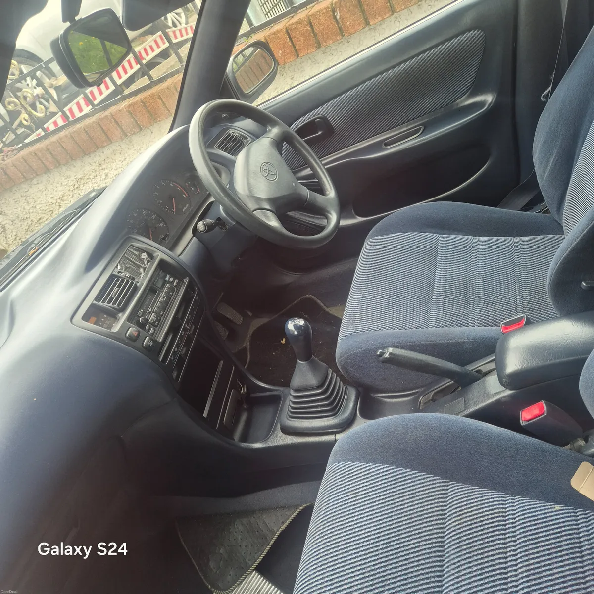 Toyota Corolla 1993 1.6 efi - Image 2