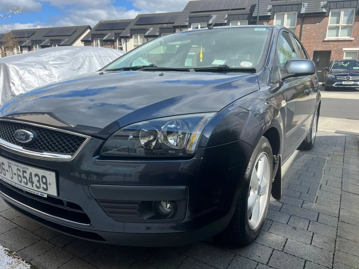 Ford Focus Zetec 1.6 - Image 4