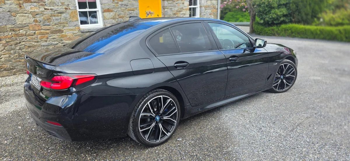 221 BMW 545E XDRIVE M SPORT - Image 5