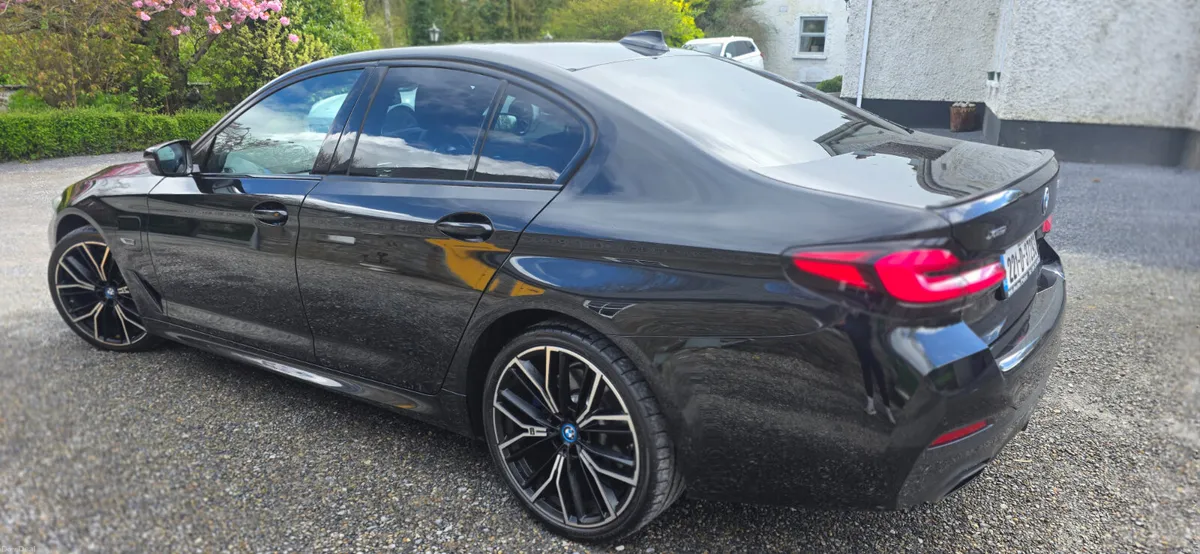 221 BMW 545E XDRIVE M SPORT - Image 6