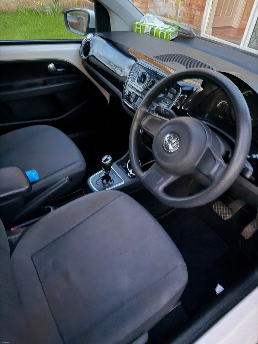 Volkwagan up 2013 - Image 4