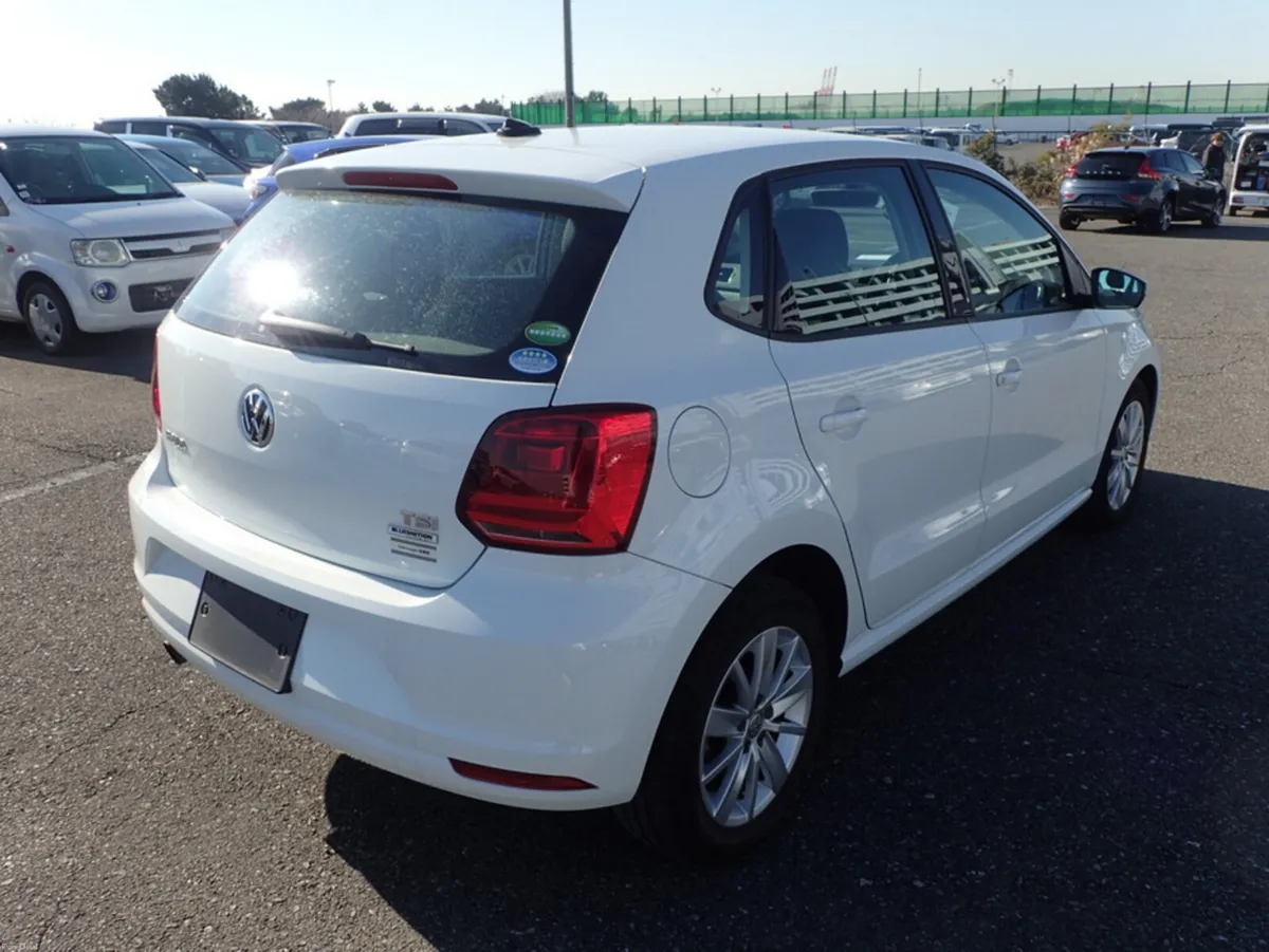 Volkswagen Polo 1.2 TSI HIGHLINE PRO PETROL AUTOMA - Image 3