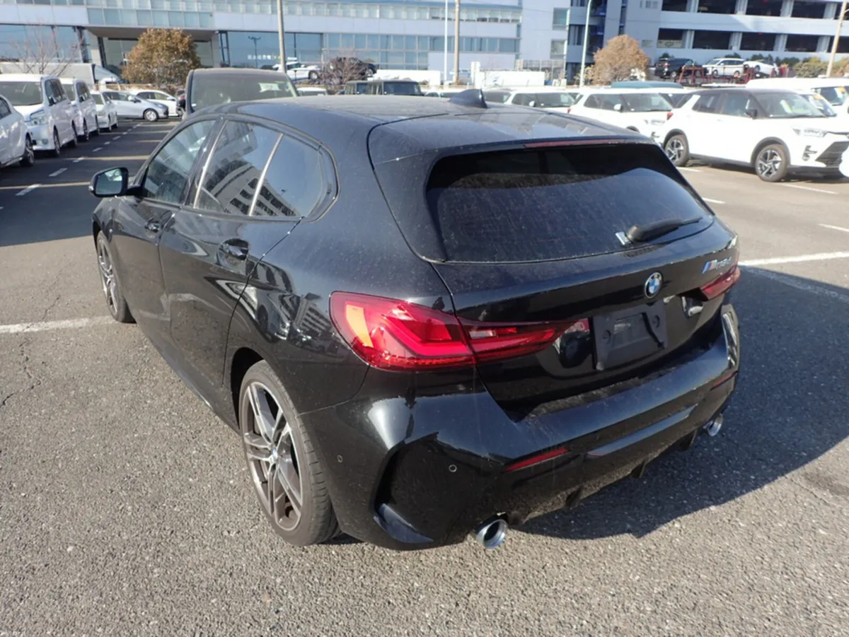 BMW 1-Series 118D M-SPORT PLUS M-PERFORMANCE 150 B - Image 4