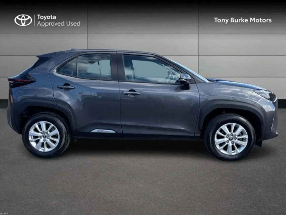 Toyota Yaris Cross Luna - 1.5 Hybrid - Automatic - - Image 3