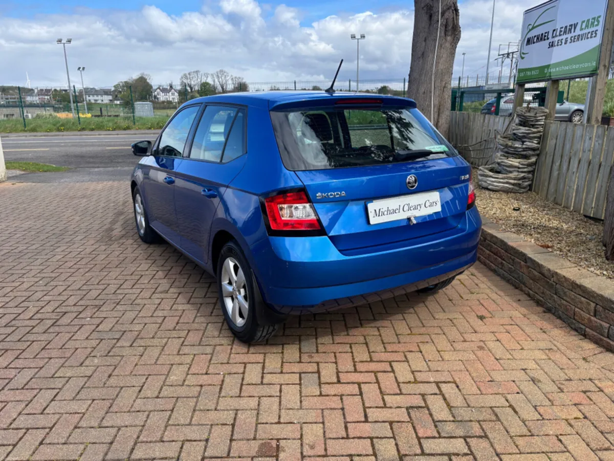 Skoda Fabia AMBITION 1.4 TDI 90HP 4DR - Image 3