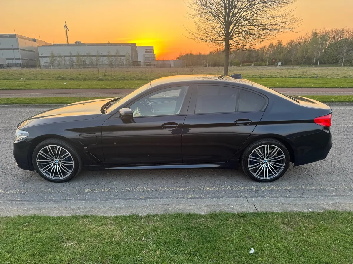 BMW 530E NCT-03/28 - Image 1