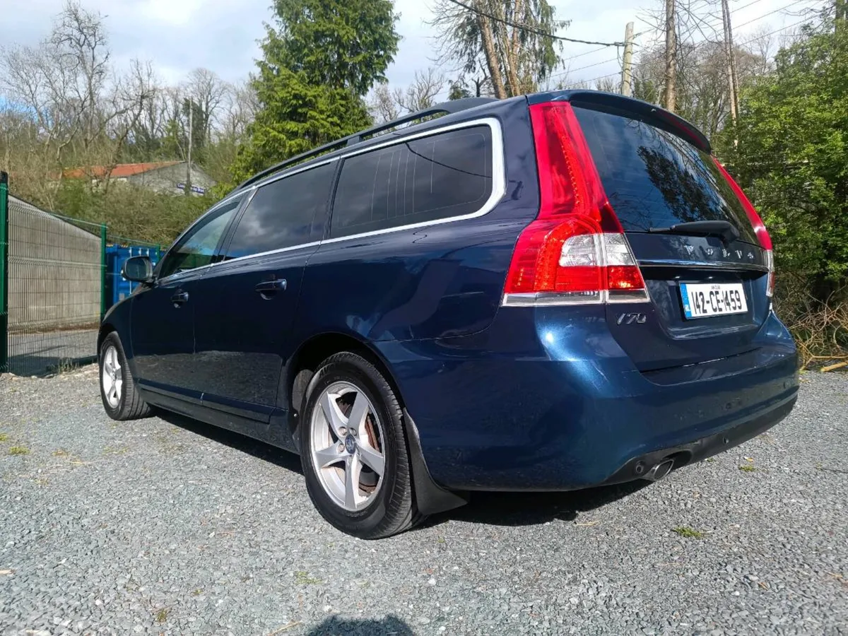 2014 Volvo v70 new NCT + TAX - Image 4