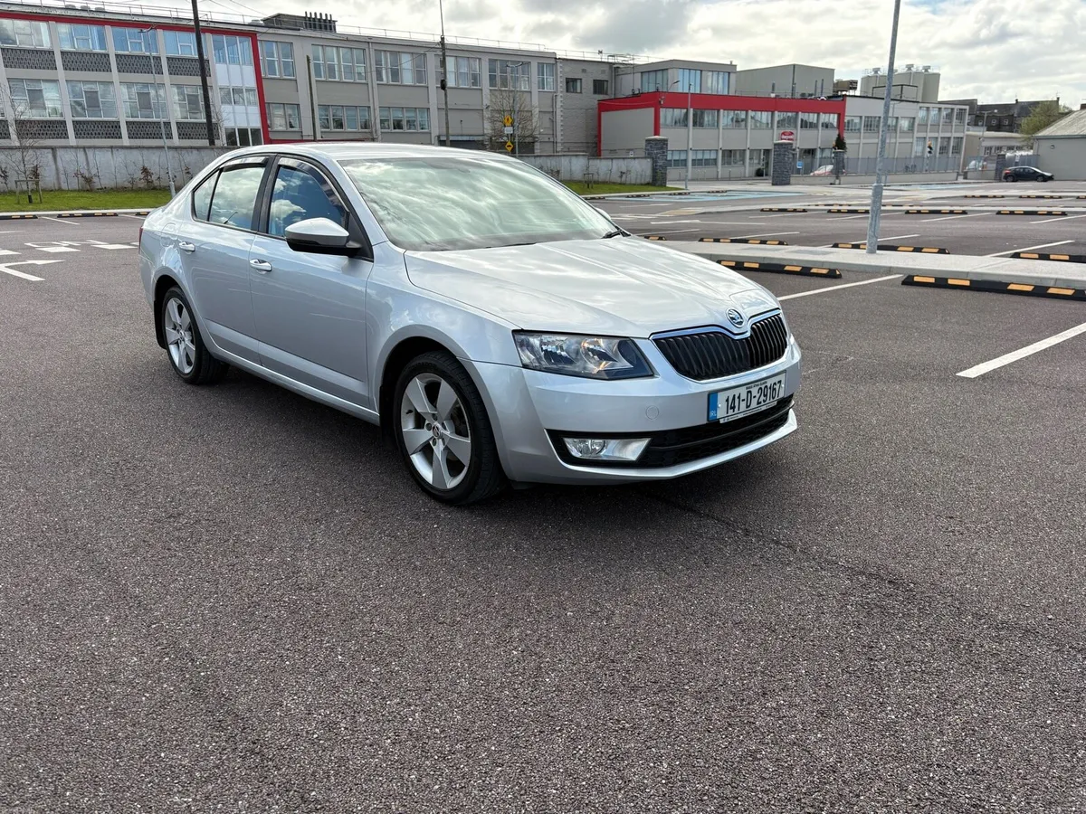 141 Skoda Octavia 1.6 diesel NCT and taxed - Image 2