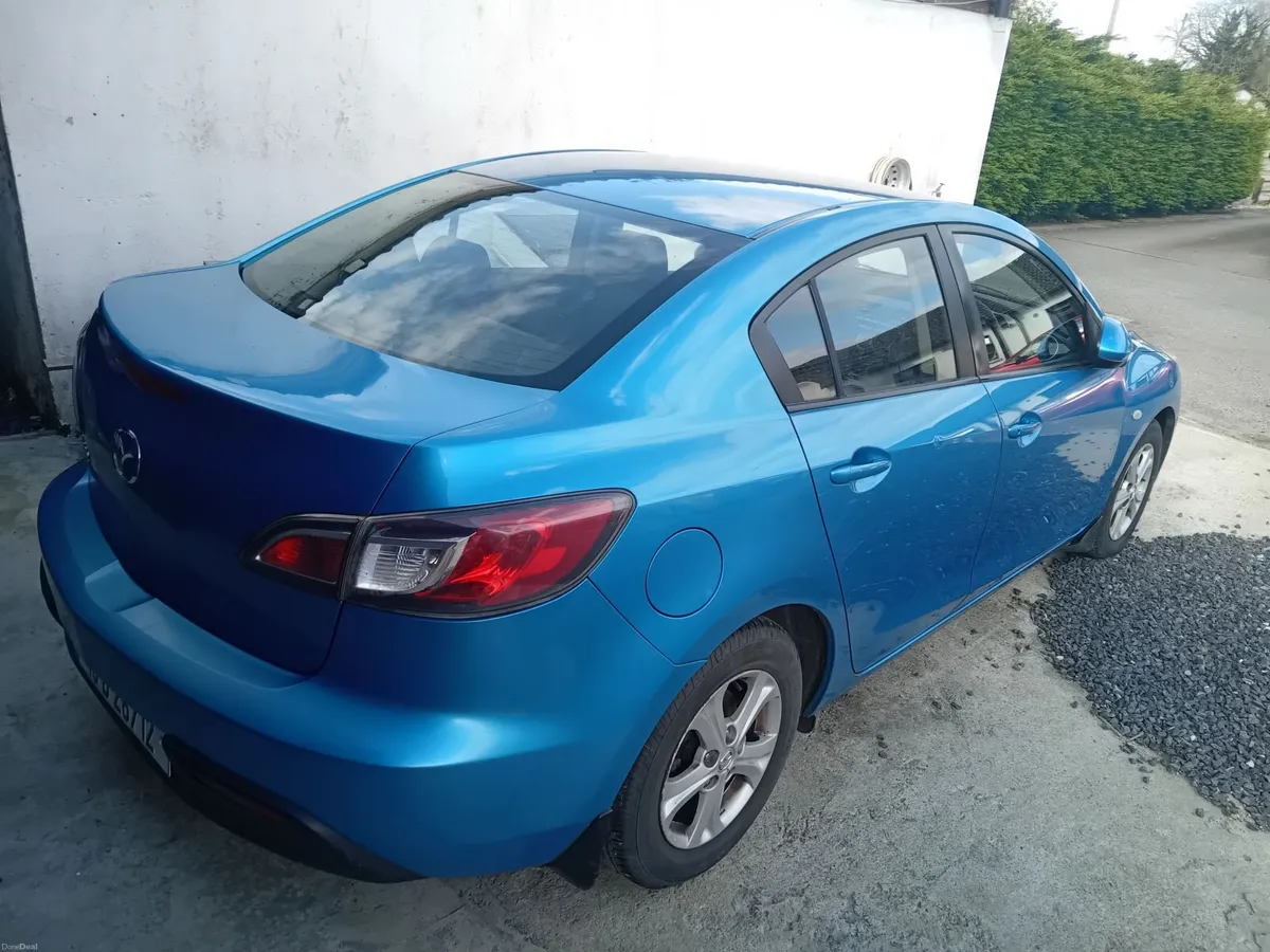 Mazda Mazda3 2010 - Image 2