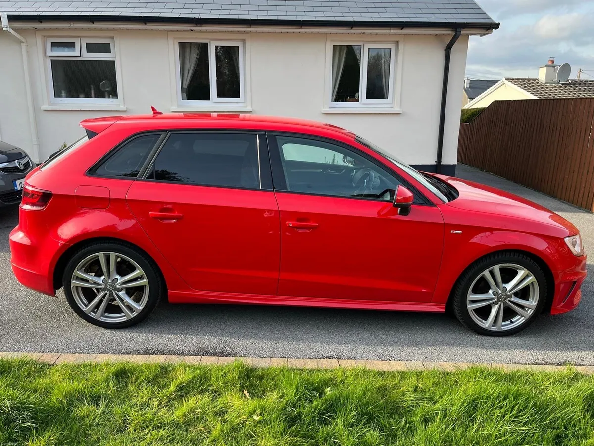 Audi A3 S-Line 2014 - Image 2