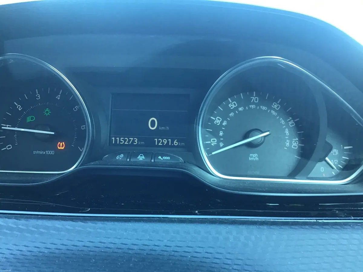 Peugeot 2008 2018 - Image 2