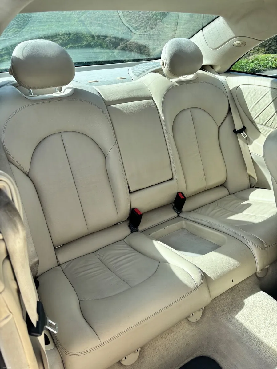 Mercedes-Benz CLK 2008 - Image 3