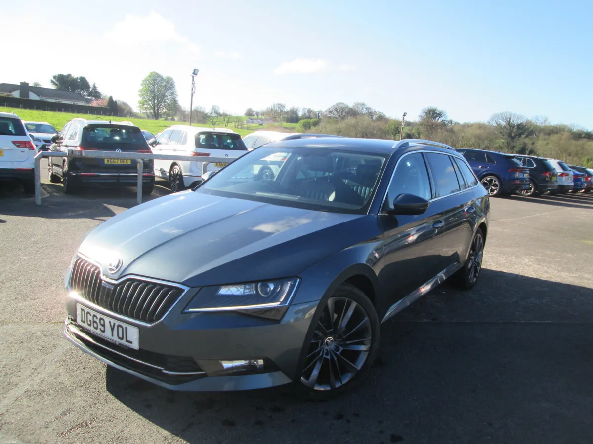 2019  SKODA  SUPERB  2.0  TDI  CR  SEL  EXECUTIVE - Image 2
