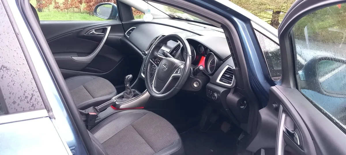 2015 Opel Astra 1.7 cdti - Image 2