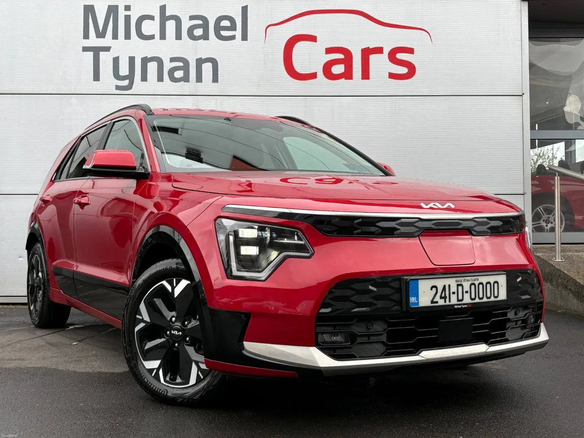 2024 Kia e-Niro 3, 64kwh, 1/2 Leather, Carplay - Image 4