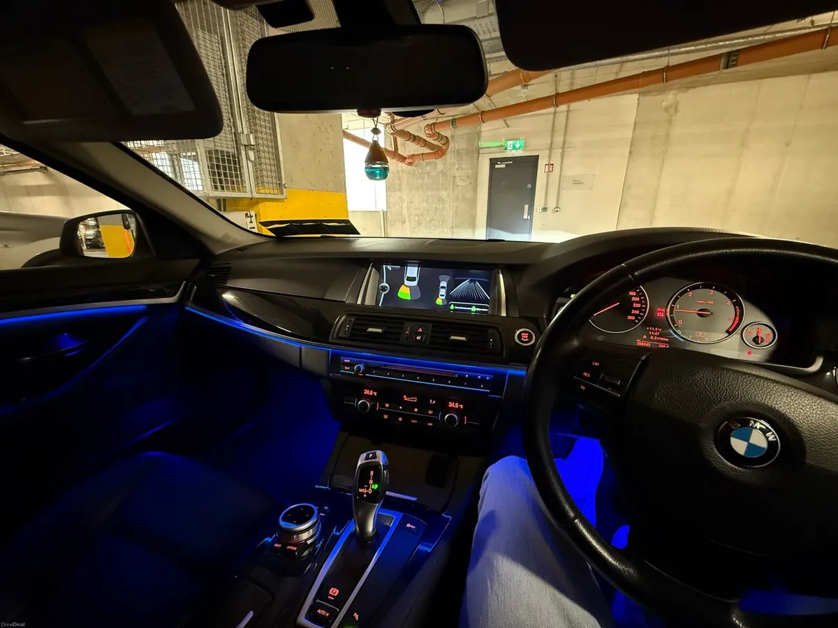 BMW 520d - Image 1