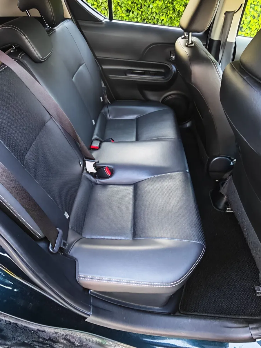 Toyota Aqua 2017 - Image 4