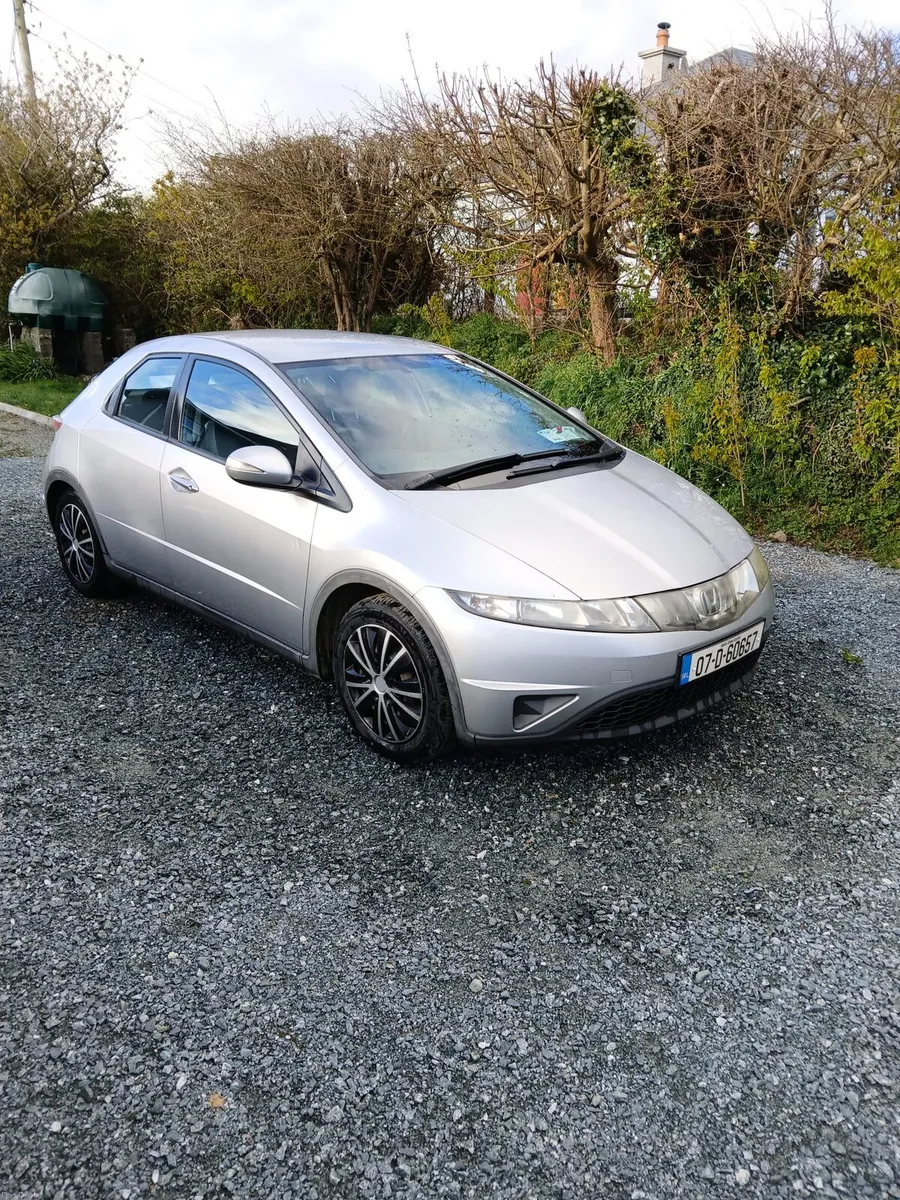 Honda Civic - Image 4