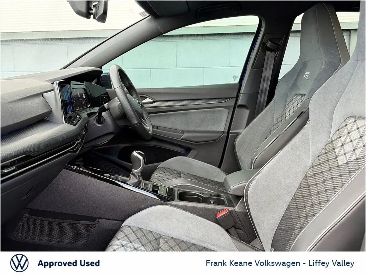 Volkswagen Golf R-LINE 1.5 TSI 130HP *CARPLAY & AN - Image 4