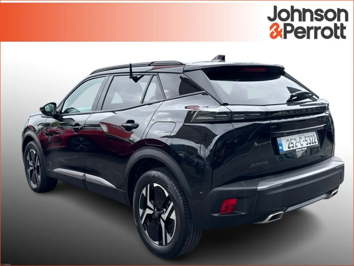 Peugeot 2008 HYBRID 145BHP e-DCS6 Allure - Image 3