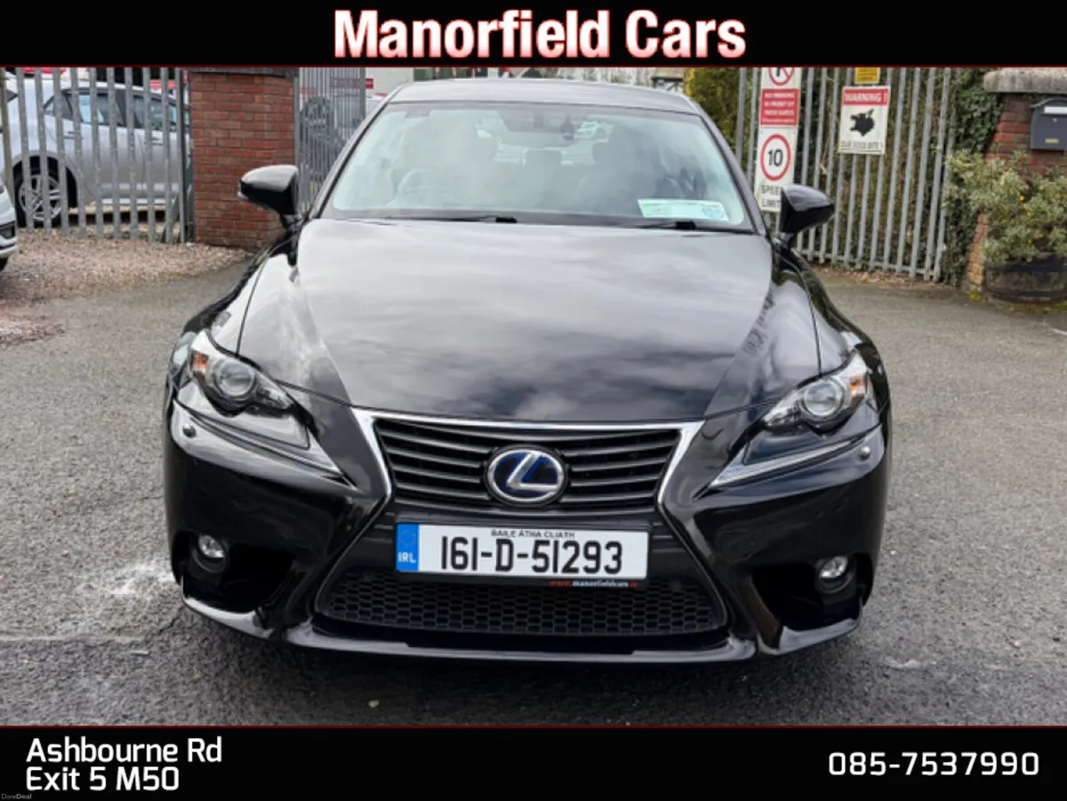 2016 Lexus IS300H Executive 2.5 Petrol Hybrid Auto - Image 3