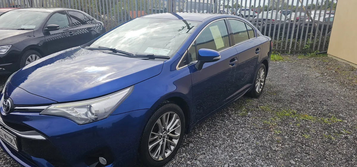 Toyota Avensis 2017 - Image 2