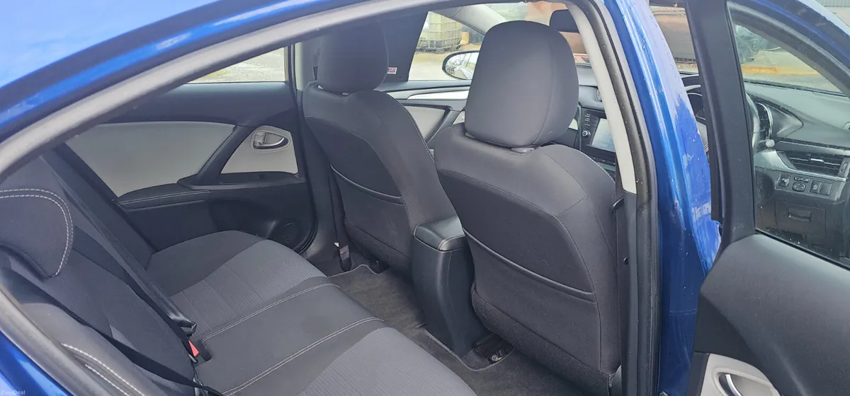 Toyota Avensis 2017 - Image 6