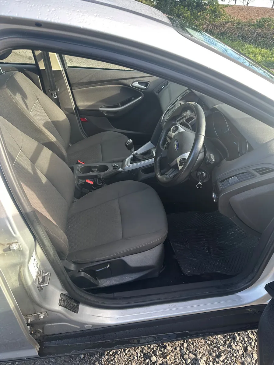 Ford Focus 2014 - Image 5