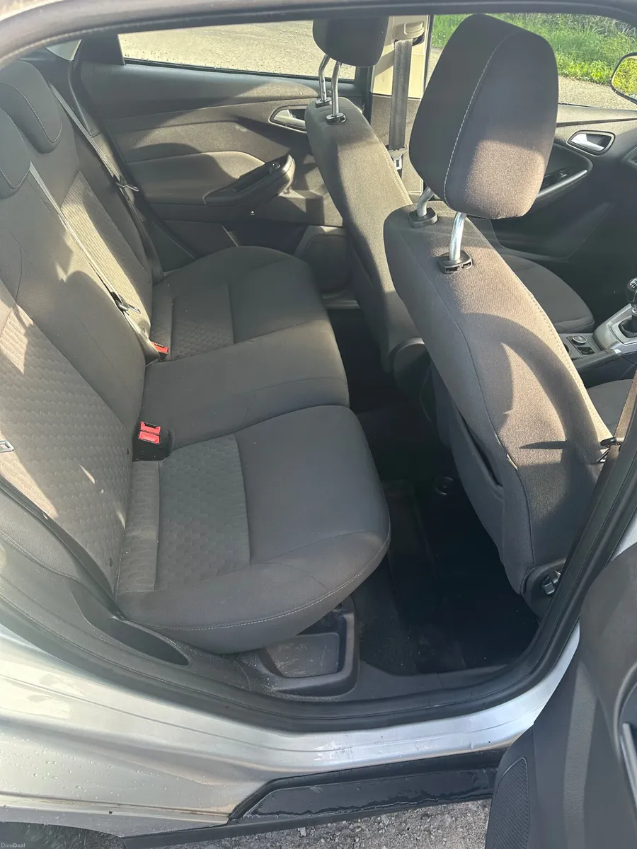 Ford Focus 2014 - Image 6