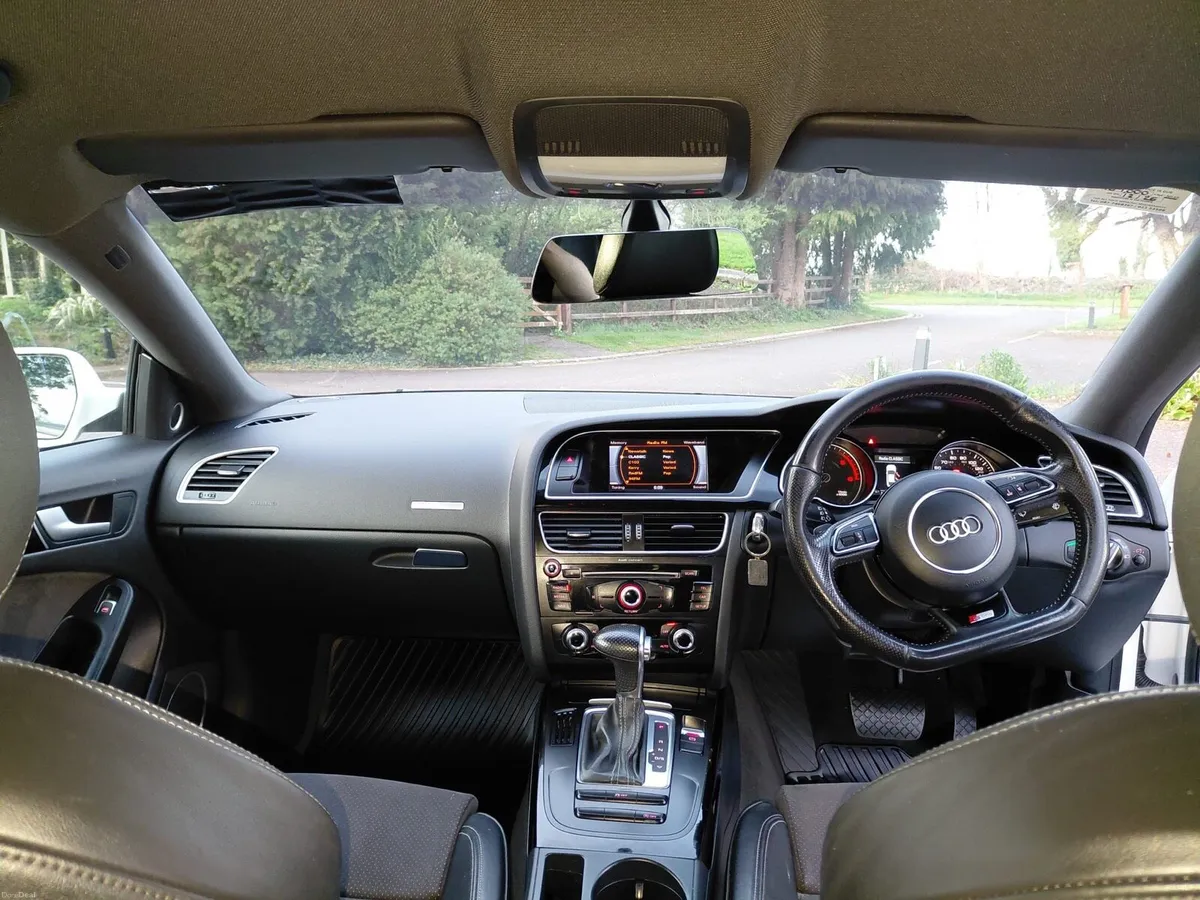 Audi A5 - Image 2