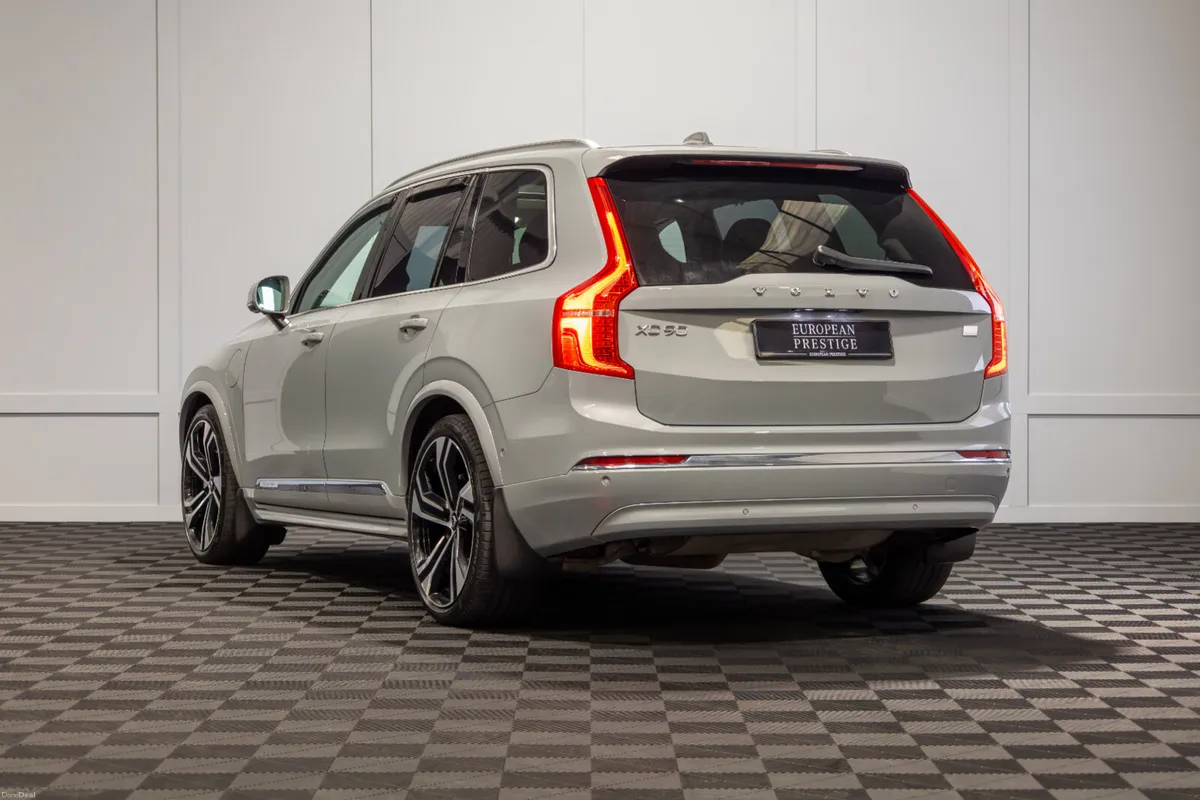 2024 Volvo XC90 T8 Recharge Ultimate 7 Seater - Image 4