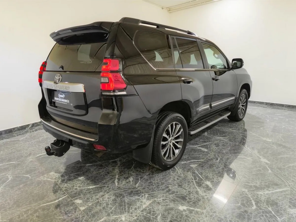 Toyota Land Cruiser 2.8 D-4D Invincible 177 5DR A - Image 3