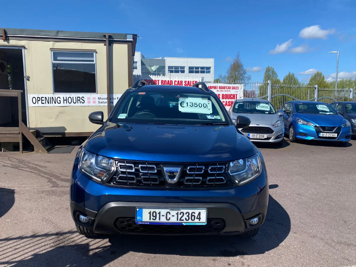 Dacia Duster 2019 ONLY 74KLMS - Image 2