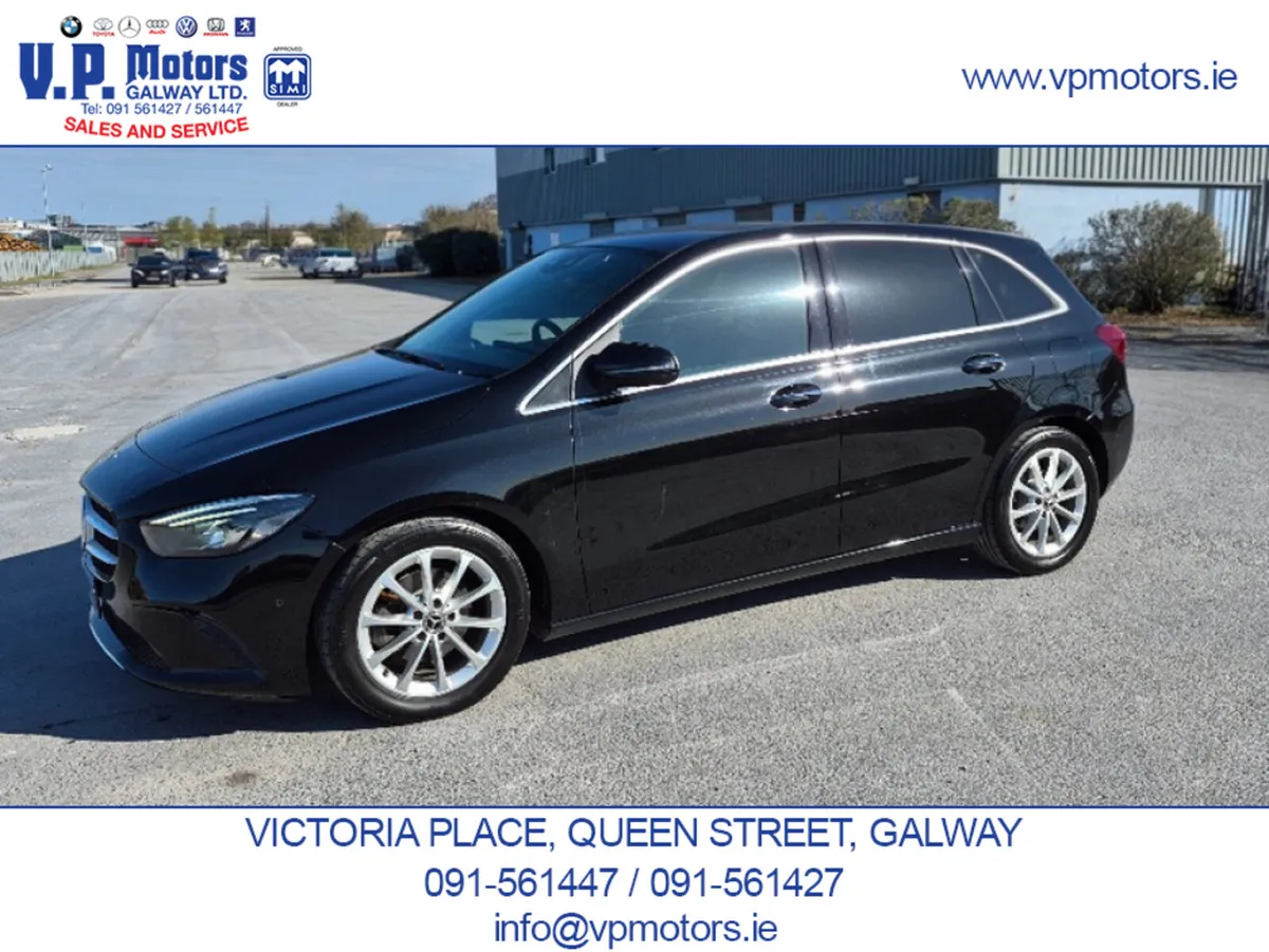 1 OWNER, SUNROOF, HIGH SPECIFICATION, AUTOMATIC. - Image 4