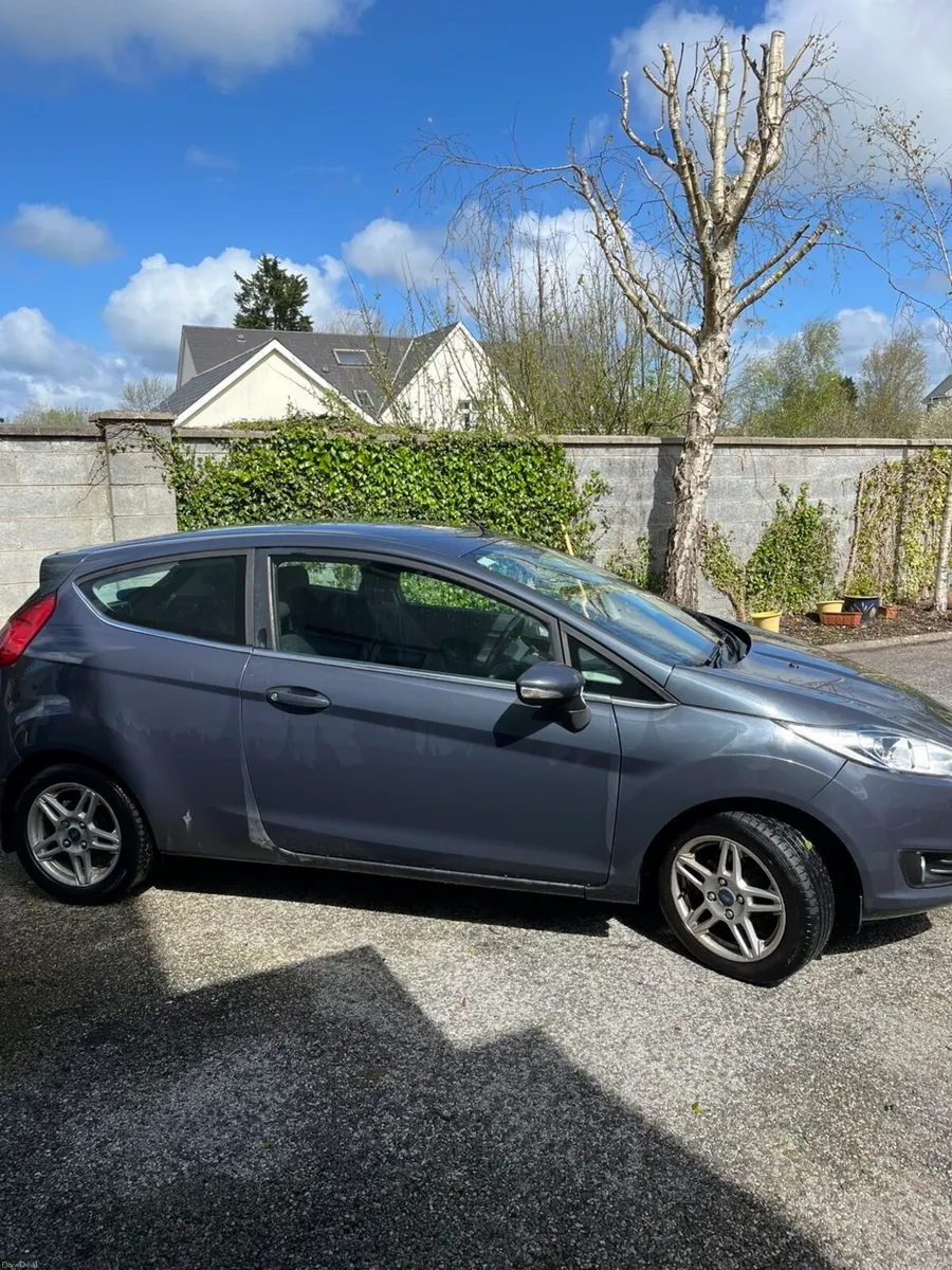Ford Fiesta 2014 Zetec, 1.25L Petrol - Image 4