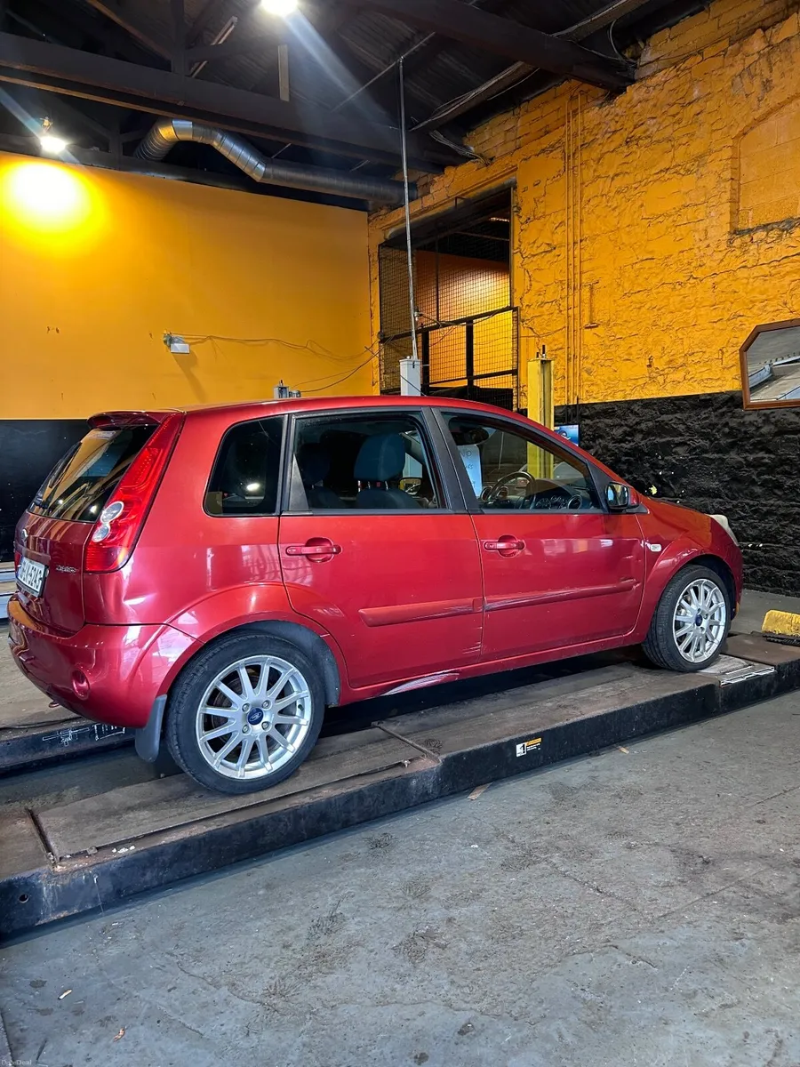 Ford Fiesta 2008 - Image 4