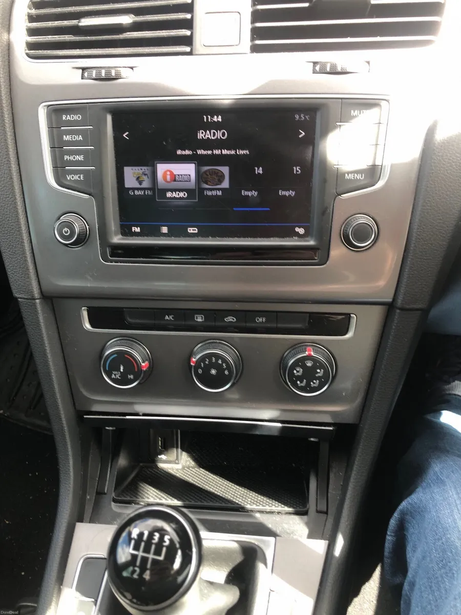 Volkswagen Golf 2017 - Image 4