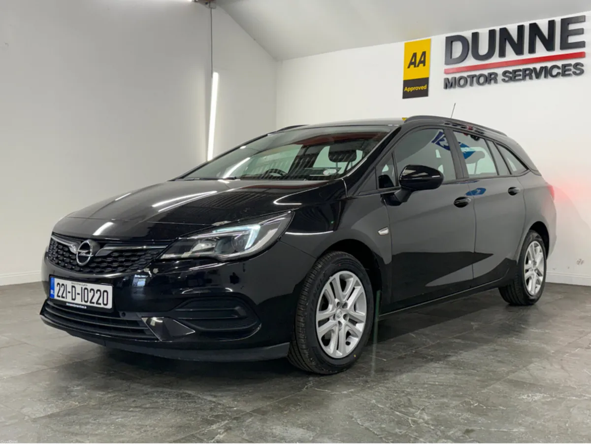 Opel Astra **SPORT TOURER MODEL**MULIPLE SERVICE H - Image 2