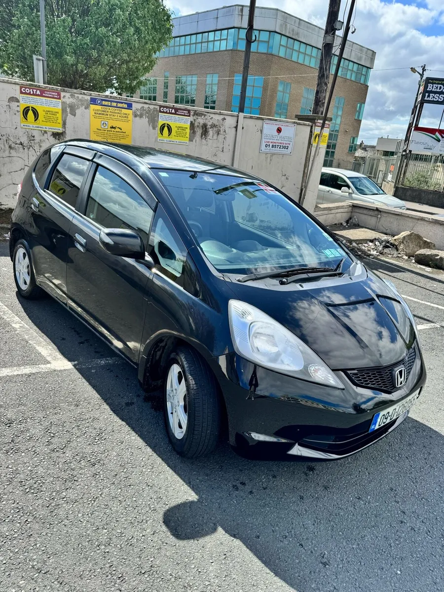 Honda Fit Automatic 2009 €4200 - Image 2