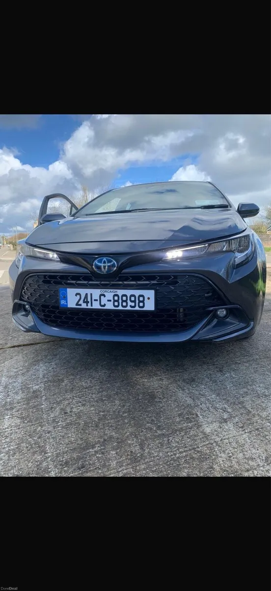 Toyota Corolla hybrid - Image 1