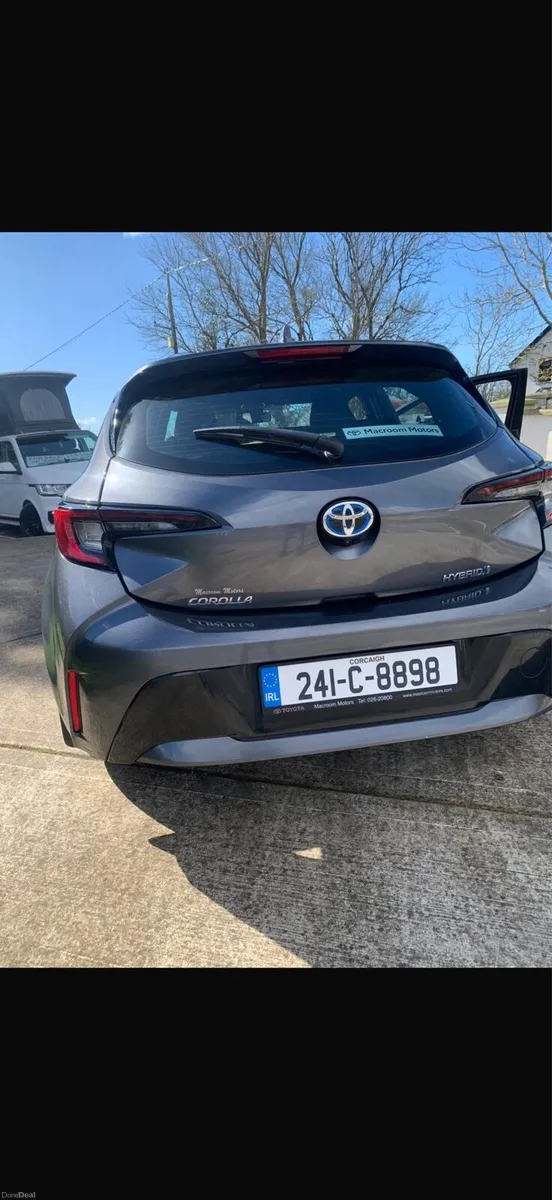 Toyota Corolla hybrid - Image 3