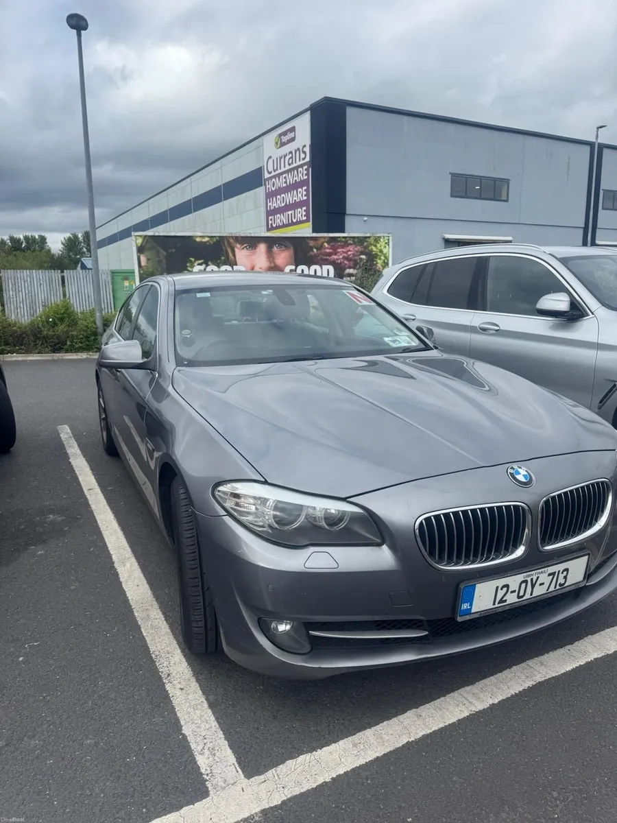 BMW 5-Series 2012 - Image 1