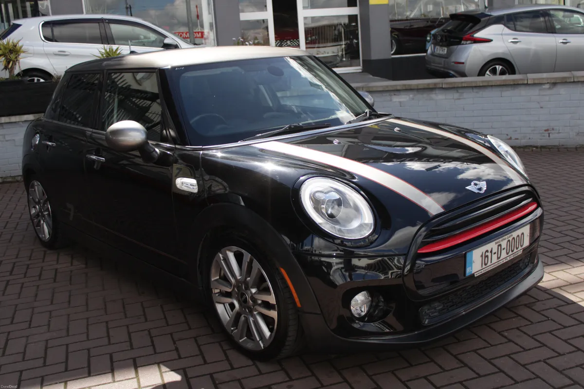 2016 MINI COOPER D 7 AUTO 5DR - Image 2