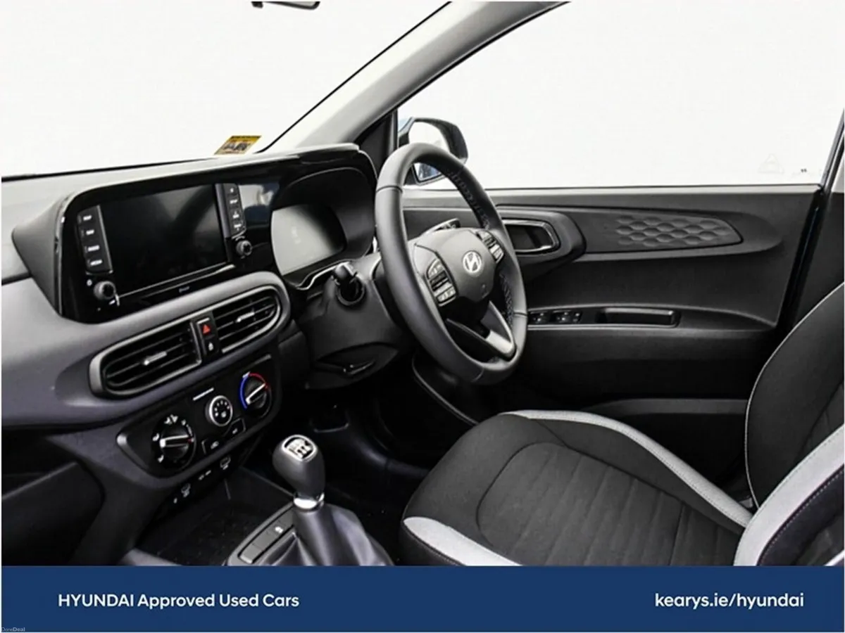Hyundai i10 Deluxe Plus - Image 5