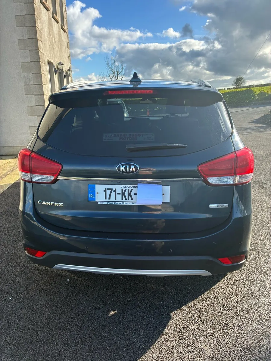 Kia Carens - Image 3