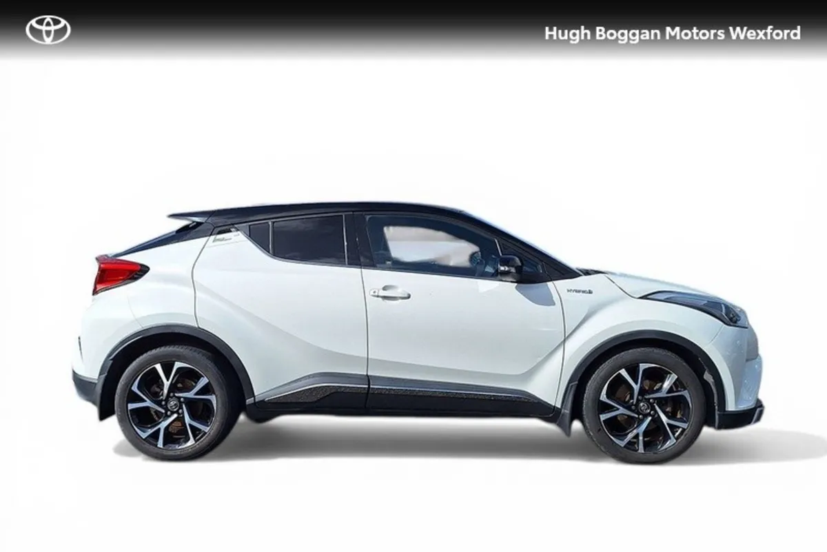 Toyota C-HR HYBRID LUNA SPORT IRISH CAR FULL SERVI - Image 3