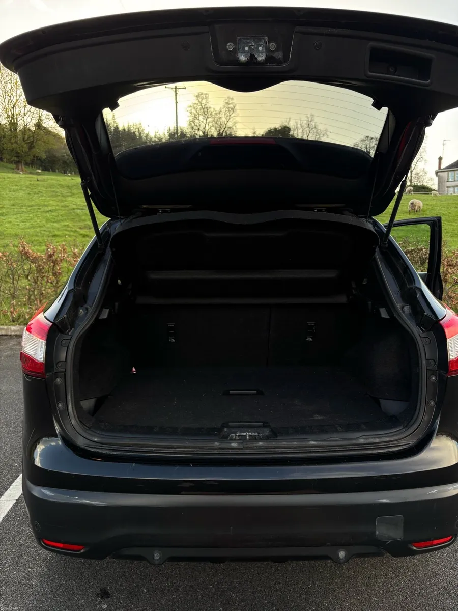 2017 Nissan Qashqai 1.6Diesel automa NCTMarch27 - Image 4