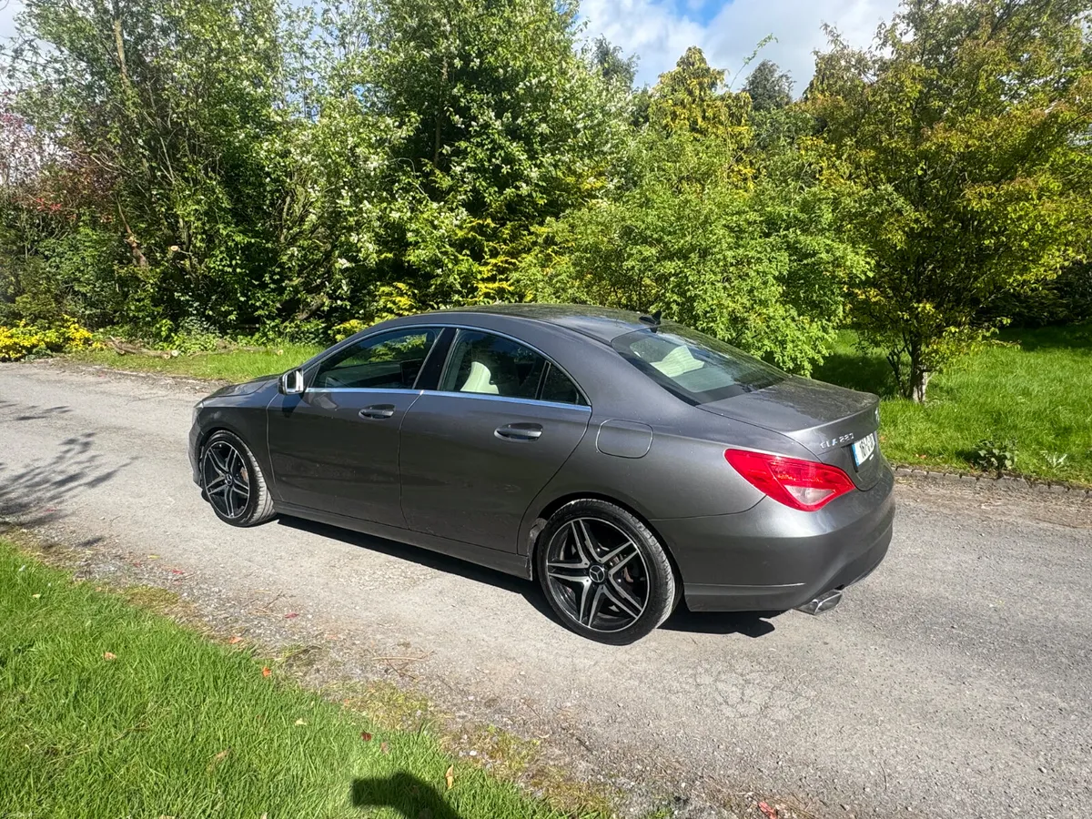 16 Mercedes-Benz CLA 220CDI AUTO - Image 3