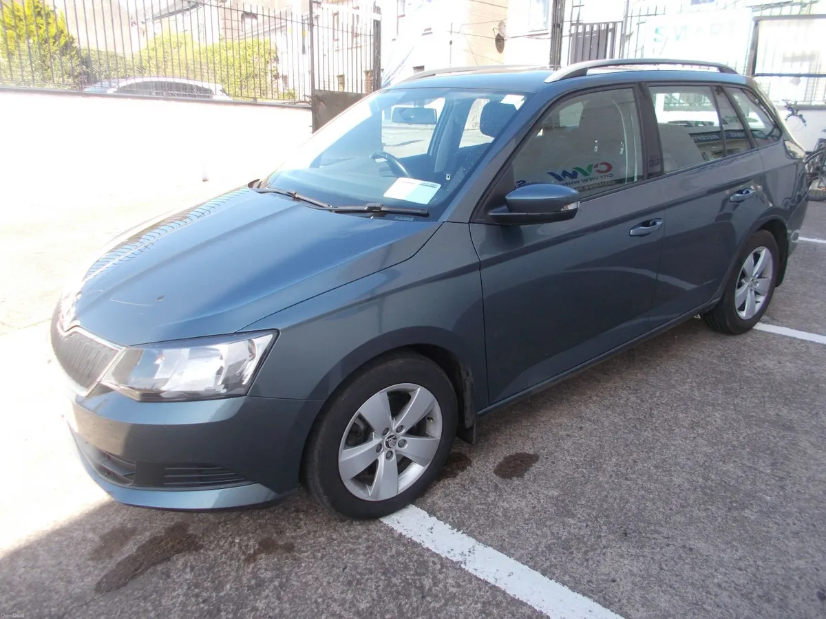Skoda Fabia Estate Automatic - Exceptional - Image 2